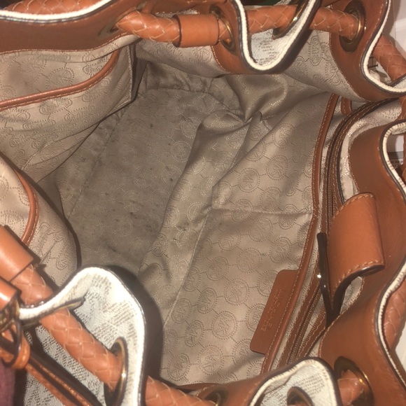 Michael Kors Large Tote - Picture 8 of 8